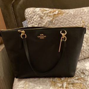 NWT Coach tote